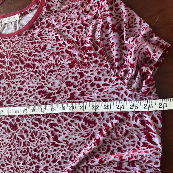 We The Free by Free People Teddy Velvet Tee | maroon | L - Picture 6 of 11